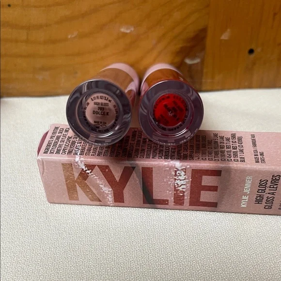 Kylie Cosmetics High Gloss Lip Gloss Duo - Brown and Red - Picture 8 of 14